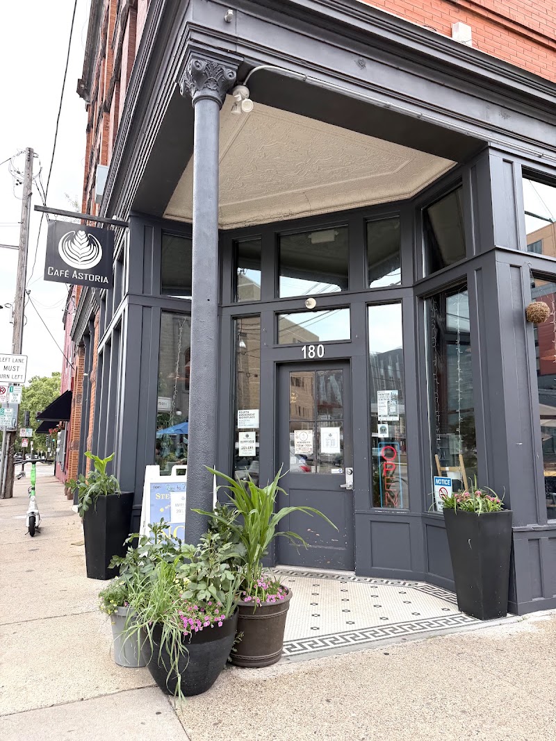 Cafe Astoria photo 2