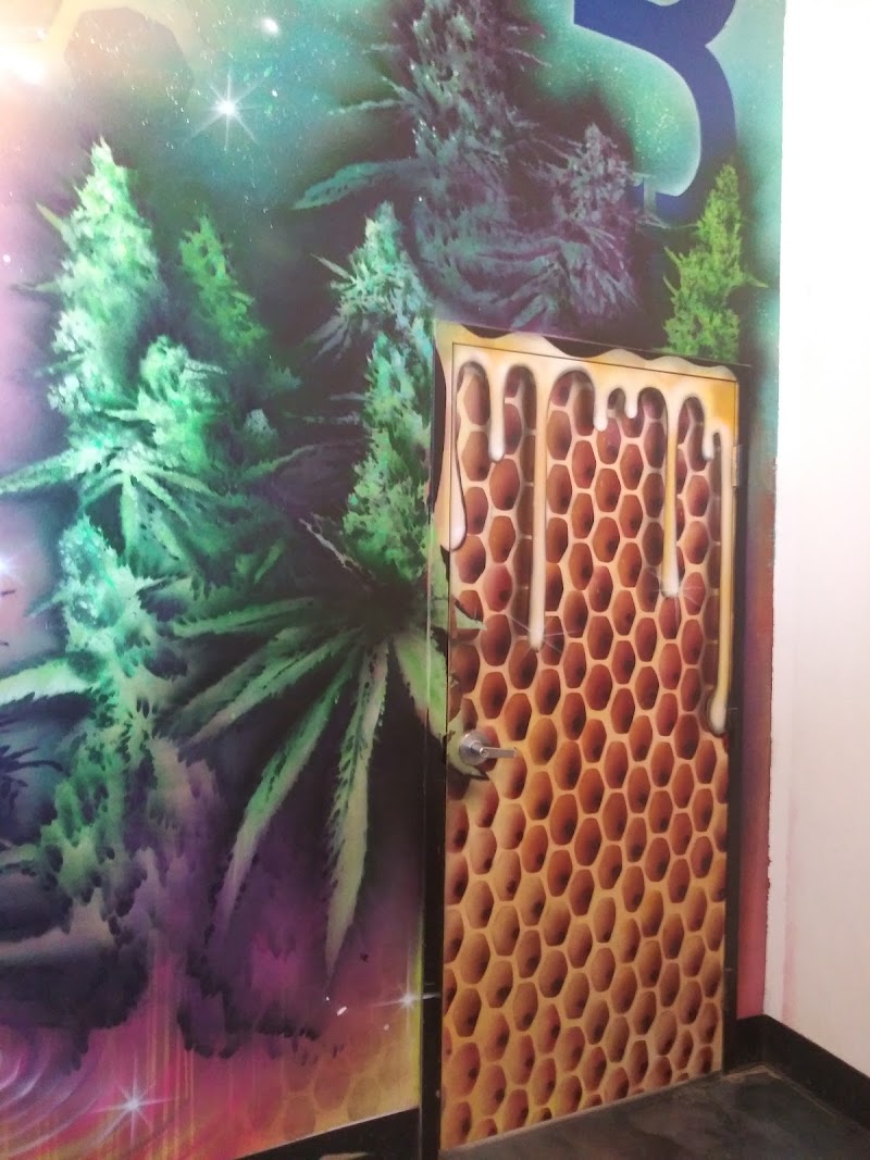 Video tour of Buku Loud, Recreational and Medical Marijuana Dispensary retail environment