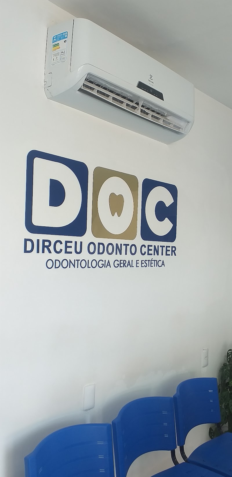 DIRCEU ODONTO CENTER - DOC (CLÍNICA ODONTOLÓGICA) - foto 3