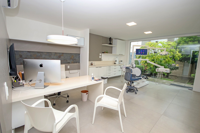 Dr Cláudio Albuquerque