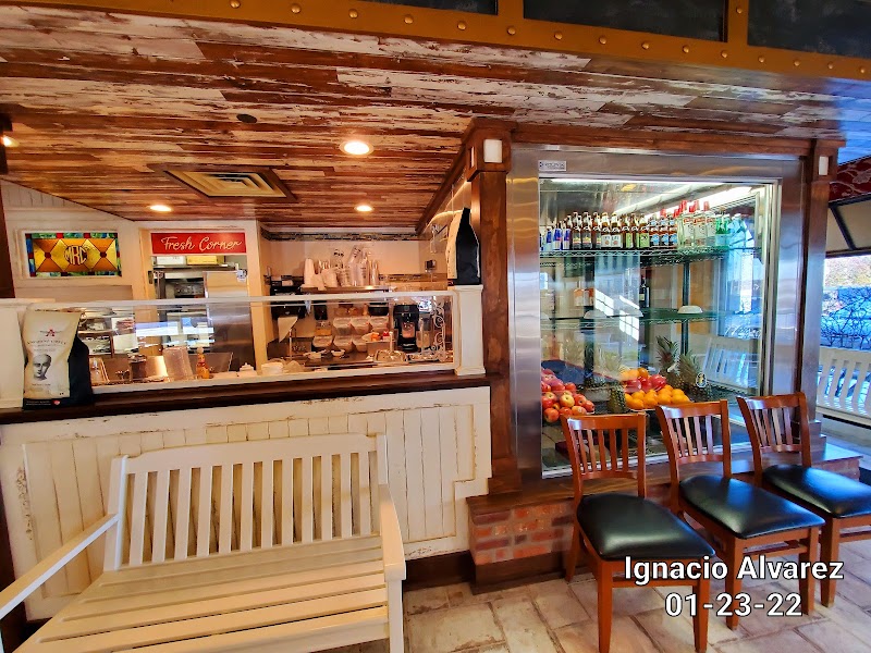 Mad Rooster Cafe photo 1