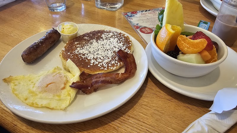 Mad Rooster Cafe photo 3