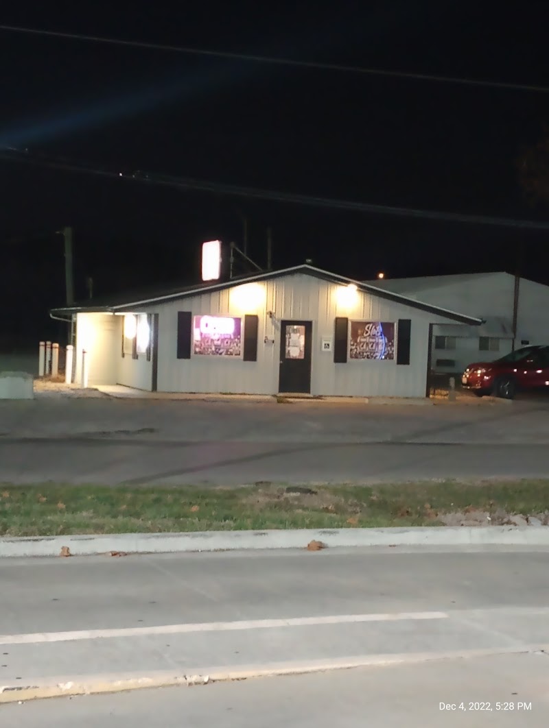 Claire's Cafe photo 2