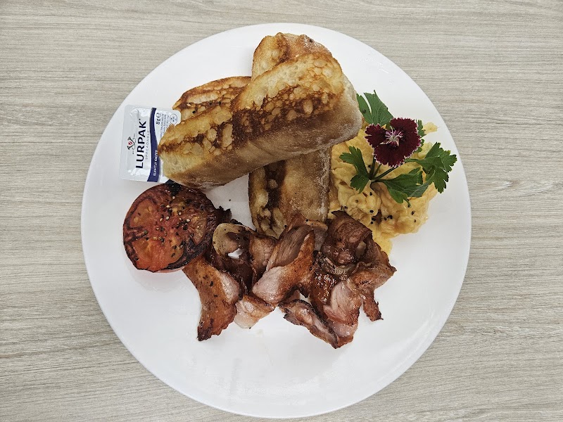 BELLAAYU CAFE photo 2