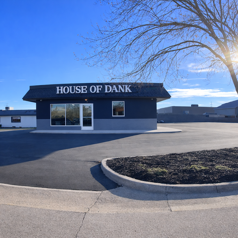 Video tour of House of Dank Recreational Cannabis - Grand Rapids retail environment