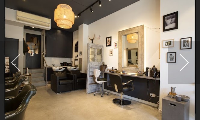 Bull Hair Boutique photo 2