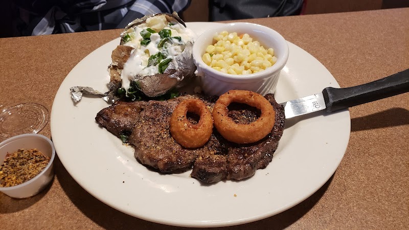 Flo's Farmhouse Cafe photo 2