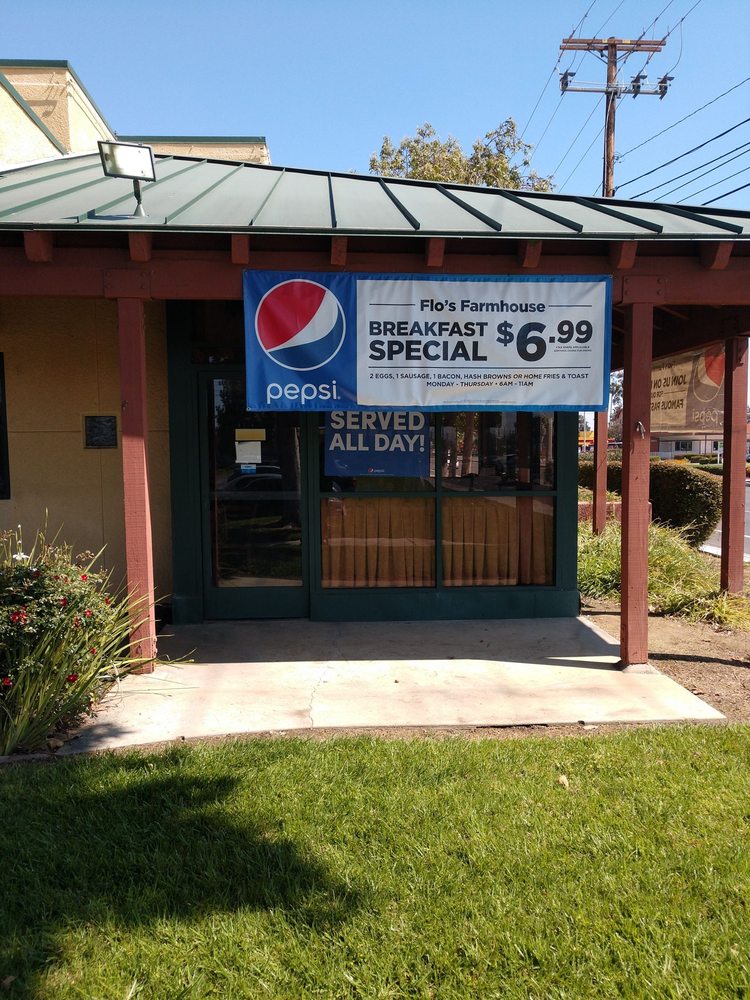 Flo's Farmhouse Cafe photo 1