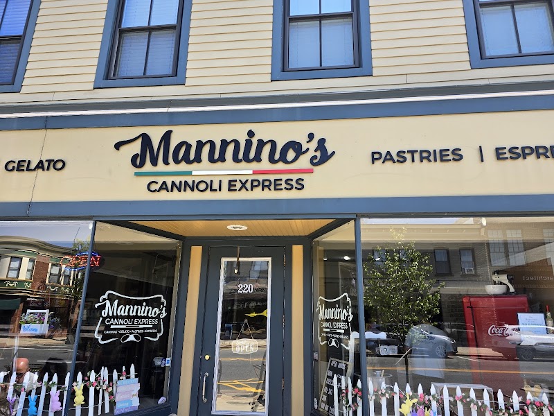 Mannino’s Cannoli Express photo 3