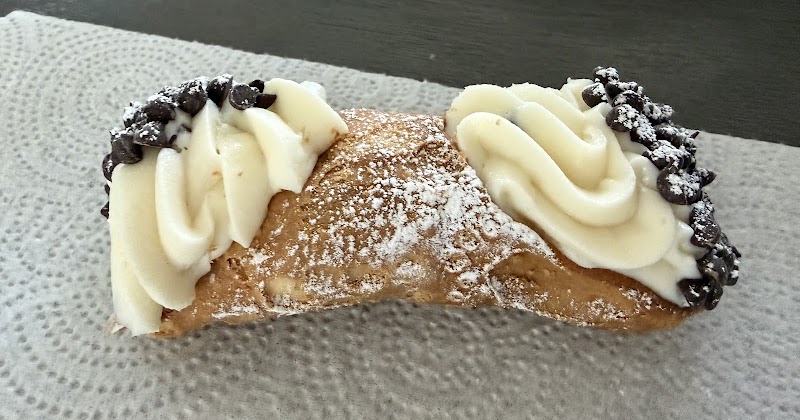 Mannino’s Cannoli Express photo 2