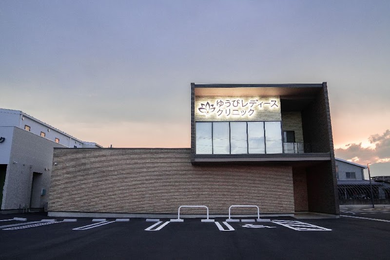 菜の花マタニティクリニックの外観