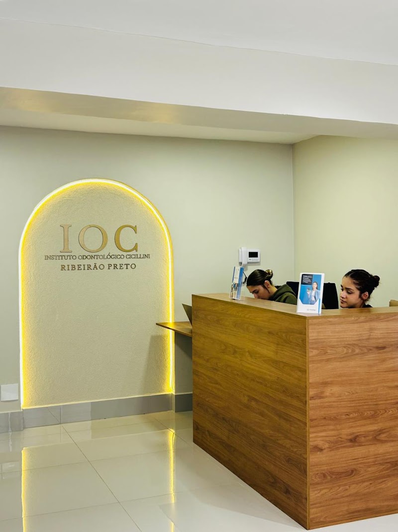 Dra Isabô Tortoriello - Alinhadores invisíveis