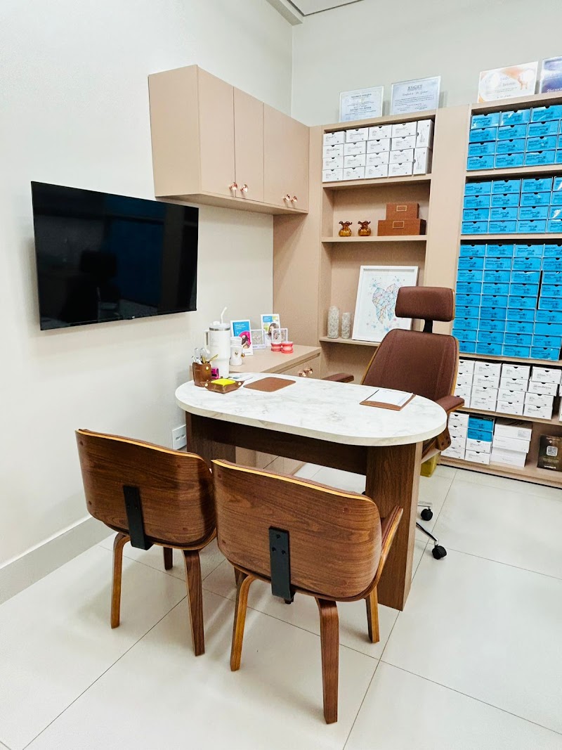 Dra Isabô Tortoriello - Alinhadores invisíveis - foto 4