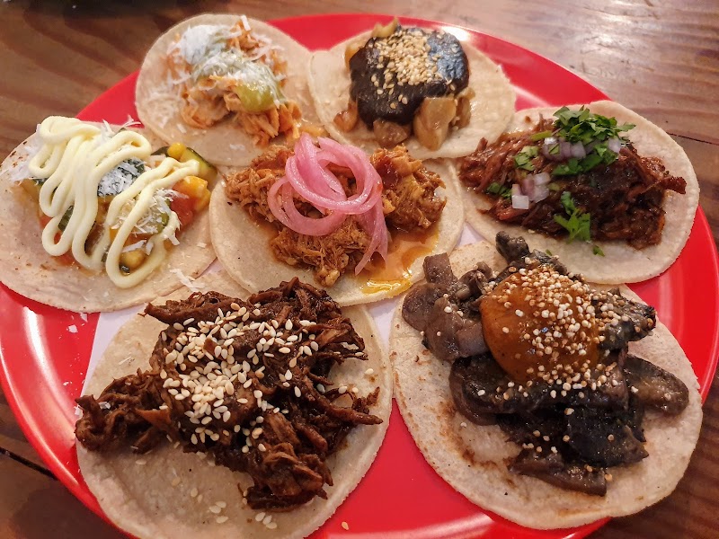 La Popular Taqueria photo 8