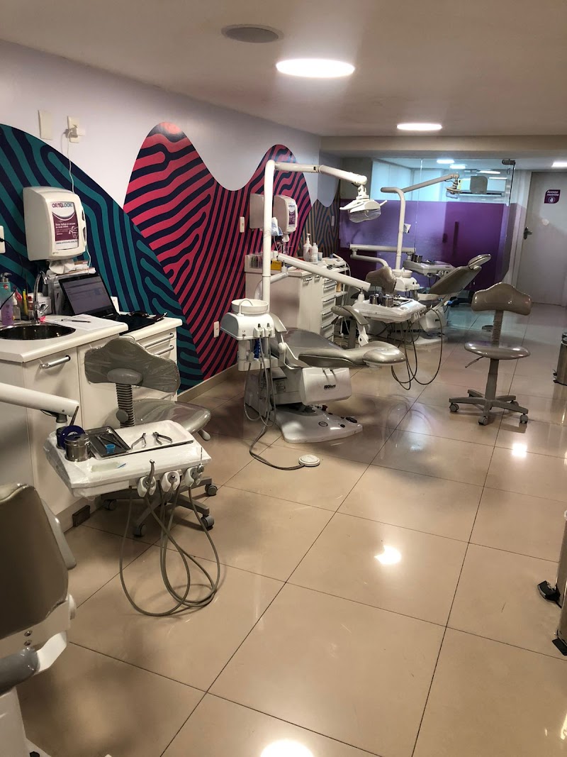 ORTOLOOK Caxias 1 - Clínica Odontológica