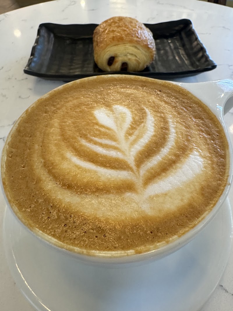 Republik Coffee Burbank photo 4