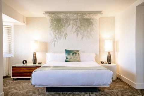 W Los Angeles West Beverly Hills, dog-friendly hotel