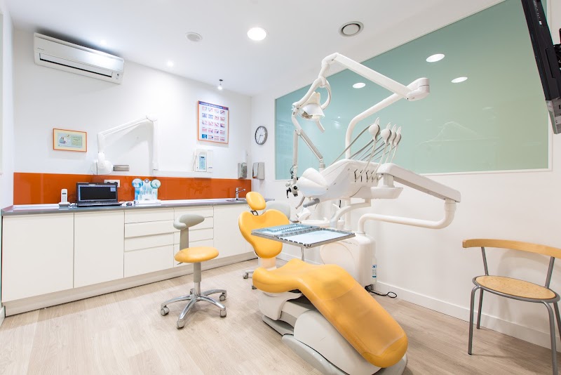 Clínica Dental Vega Roucher