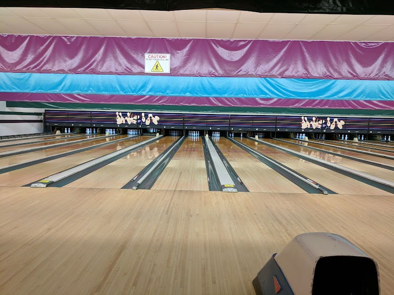 Textile Lanes — Bowling Alley in Belmont