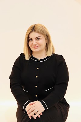 MANE AVENUE HAIR EXTENSIONS photo 2