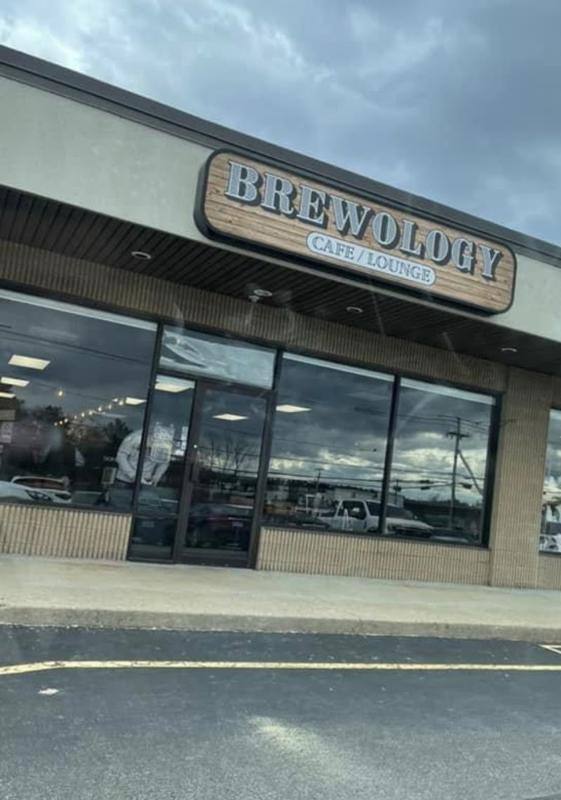 Brewology Cafe/Lounge photo 1