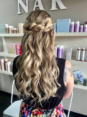 Vanity Hair & Body photo 3