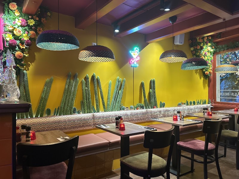 JOY cocktails. tacos. Burritos. Burgers . Halal photo 3