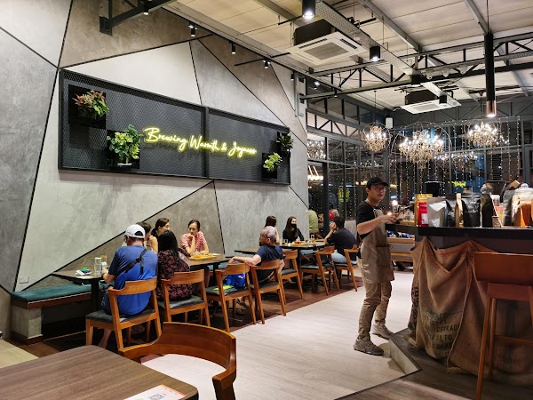 Poppu Café - Photo 1