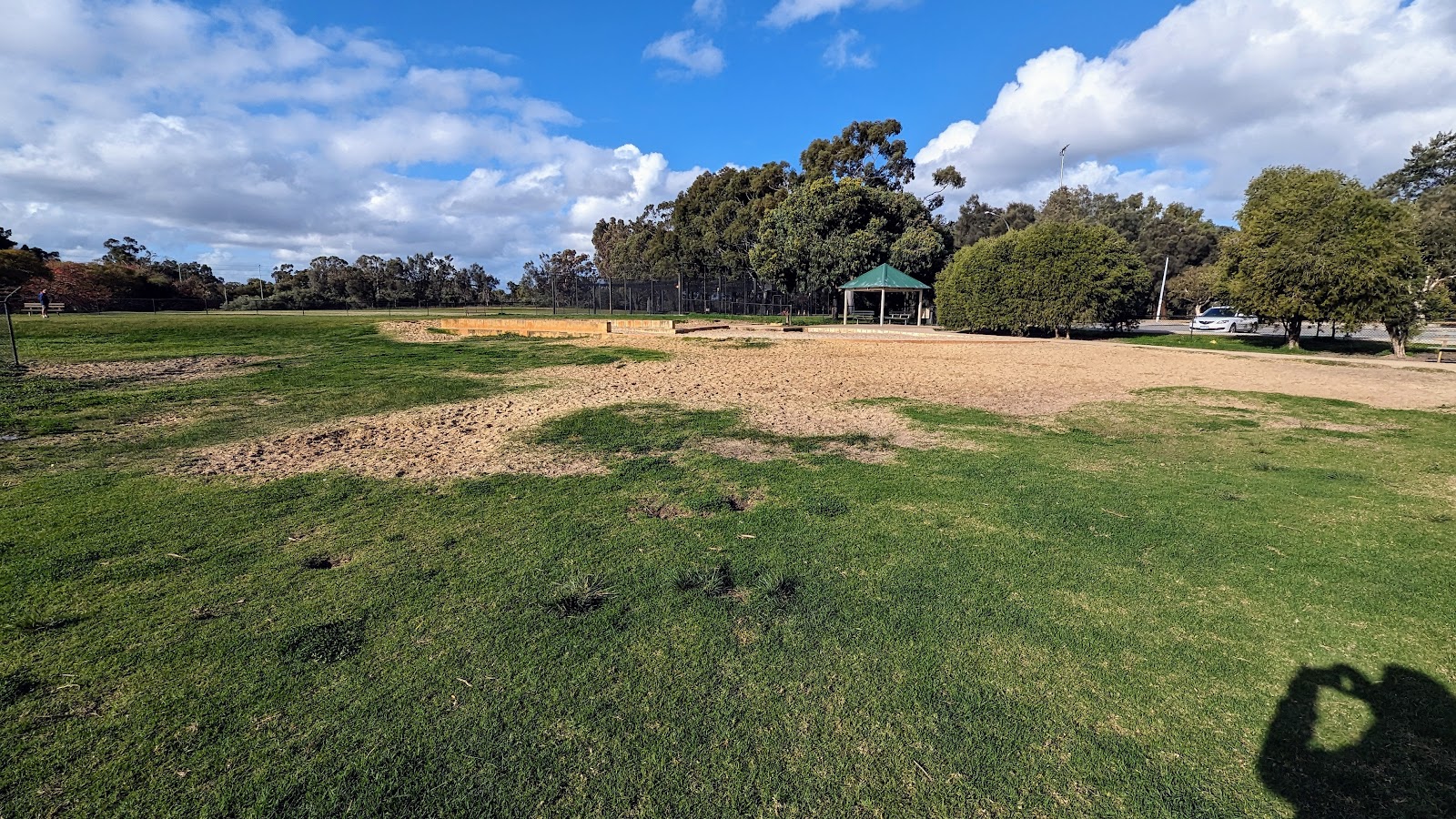 Inglewood Oval Dog Exercise Area