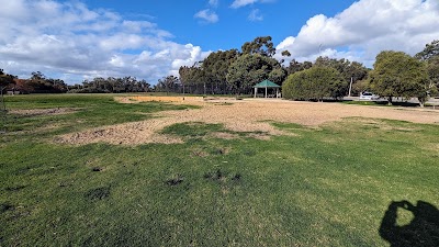 Inglewood Oval Dog Exercise Area