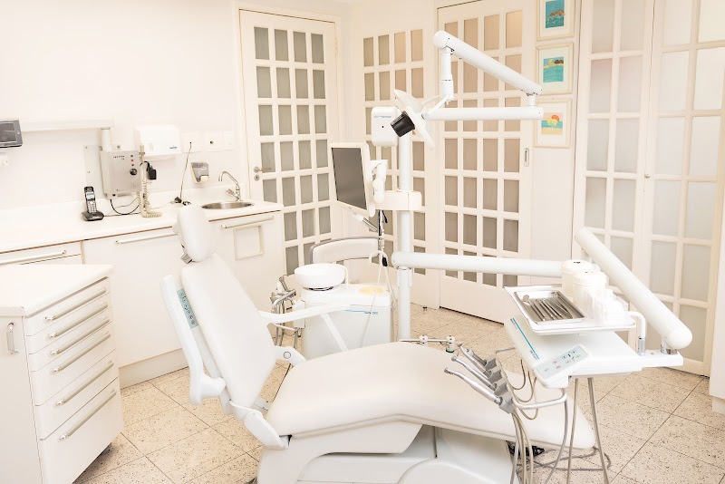 Dra. Silvia Bastos | Ortopedia Funcional dos Maxilares - foto 2