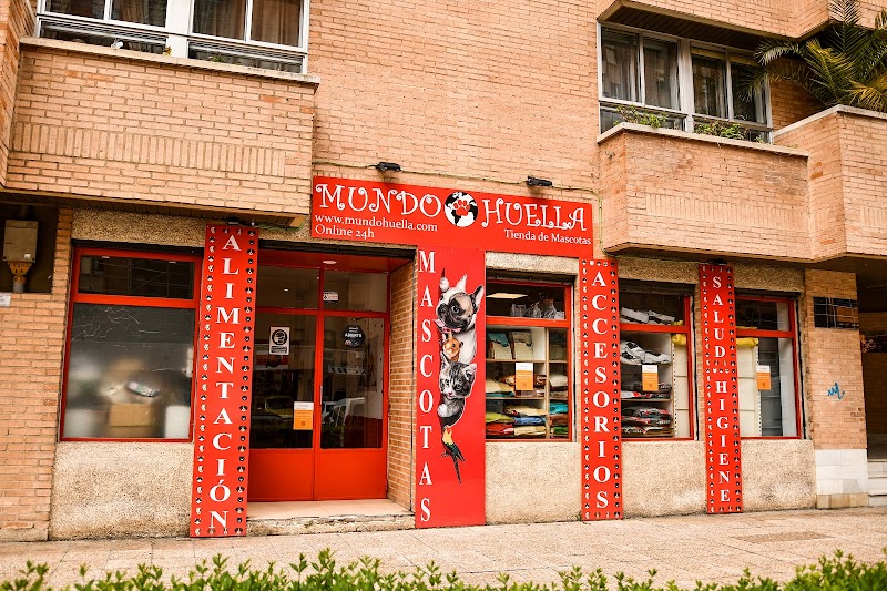 Mundo Huella (Cristina Gutiérrez Peñuela, NIF: 71.103.843 X )