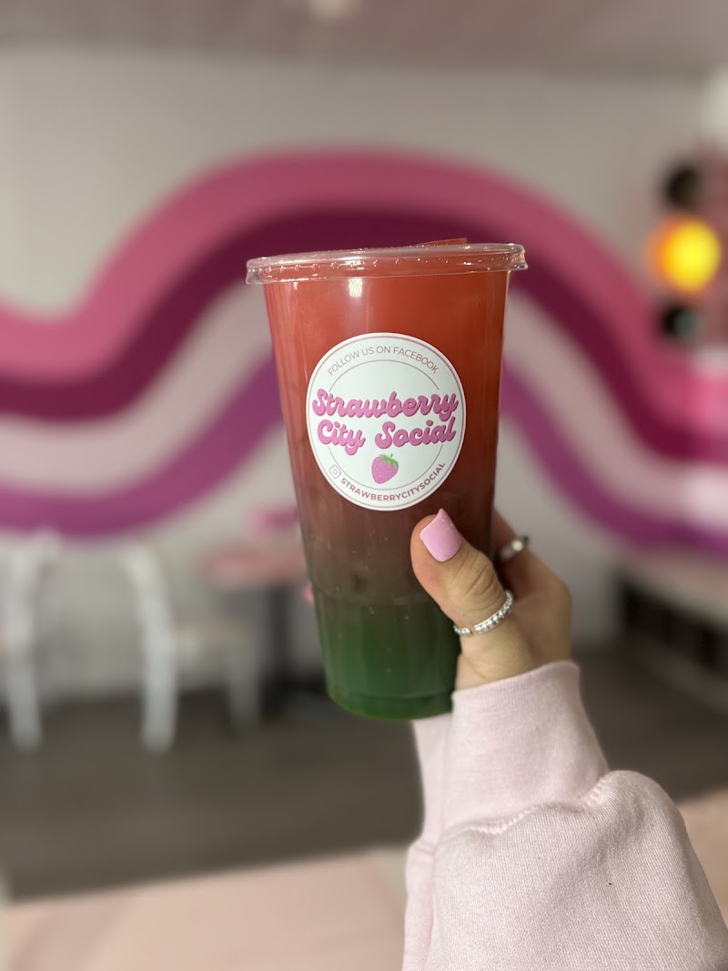 Strawberry City Social photo 2