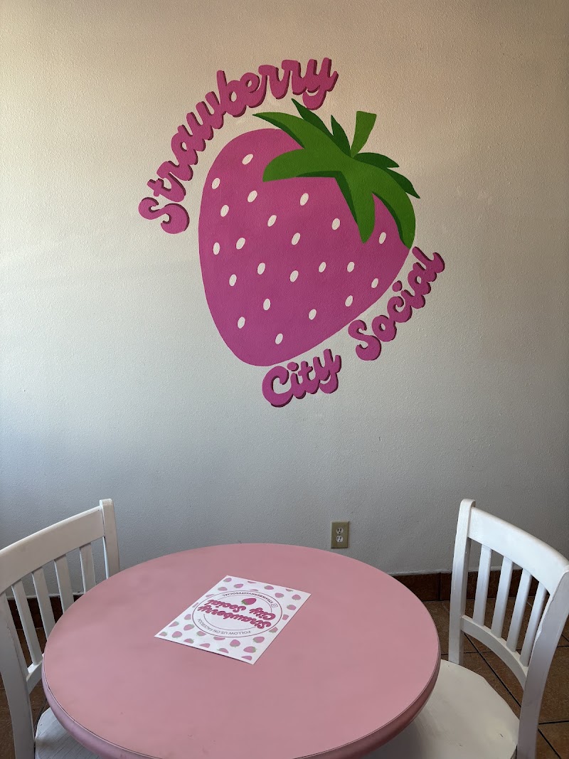 Strawberry City Social photo 4