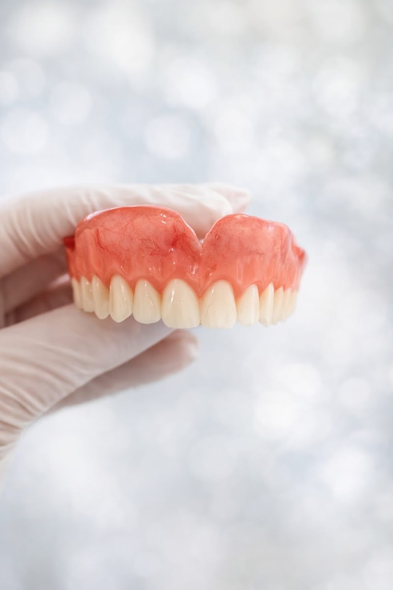 Dentista Lilian Taine Cirurgiã Dentista CRO 136094 - foto 4