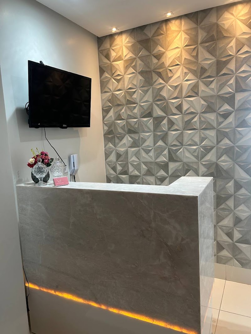 Dra. Elen Juliana Lemes