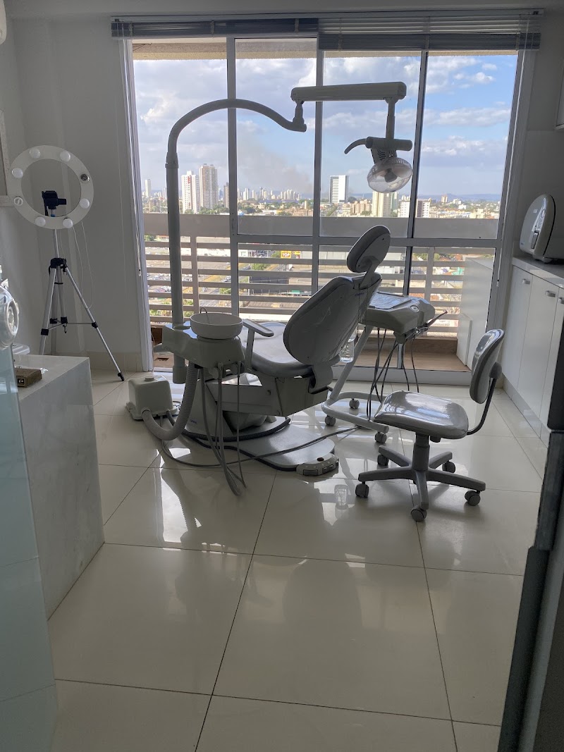 Dra. Elen Juliana Lemes - foto 3