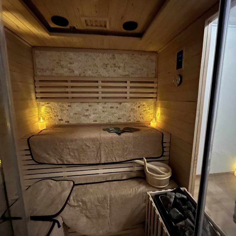 【サウナ付きマッサージ店】眼精疲労と頭のマッサージ専門店 『アタマの再起動』 大阪中崎店 3