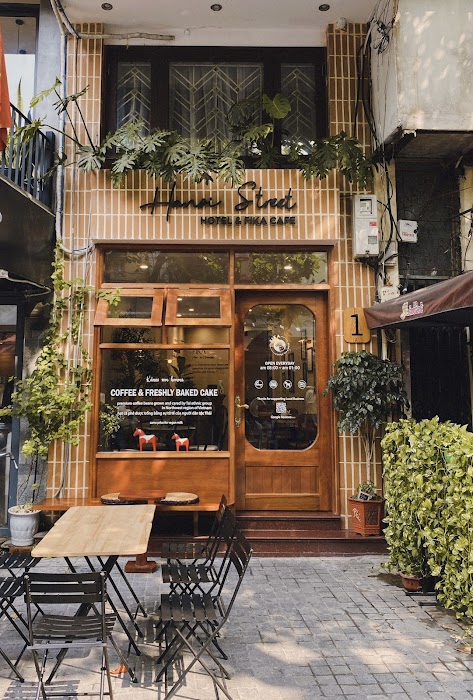 Fika Cafe in Hanoi fotoğraf 1