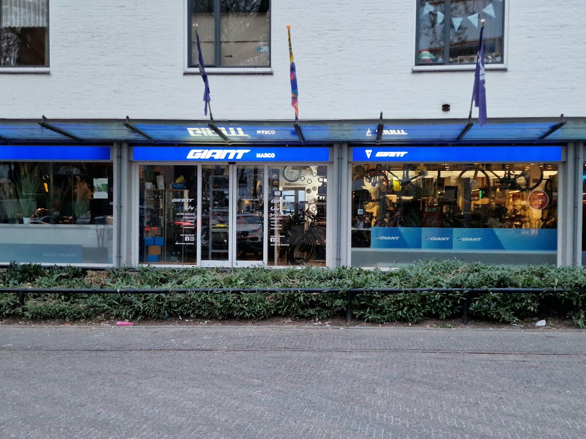 Giant Store Marco BV