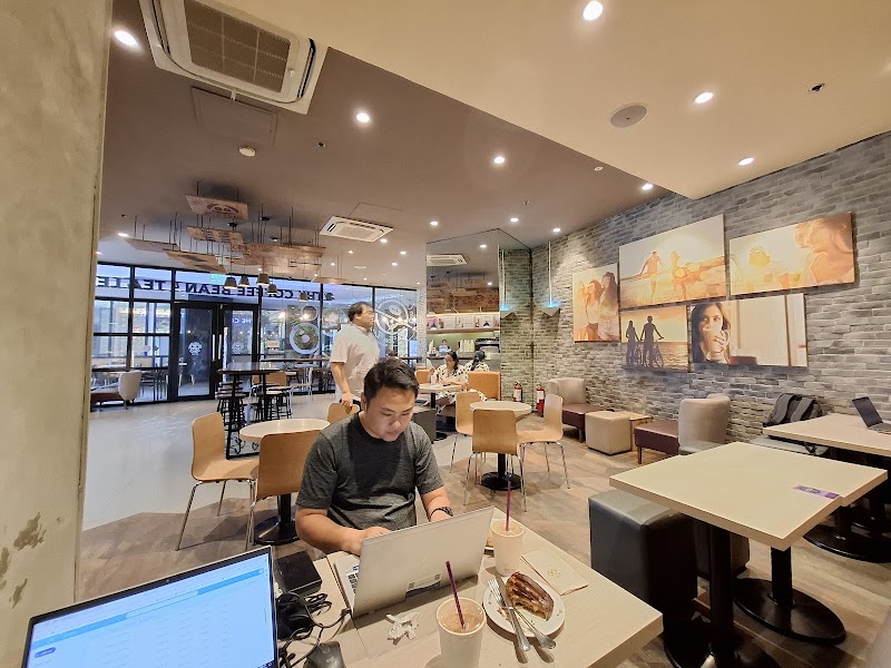 The Coffee Bean & Tea Leaf