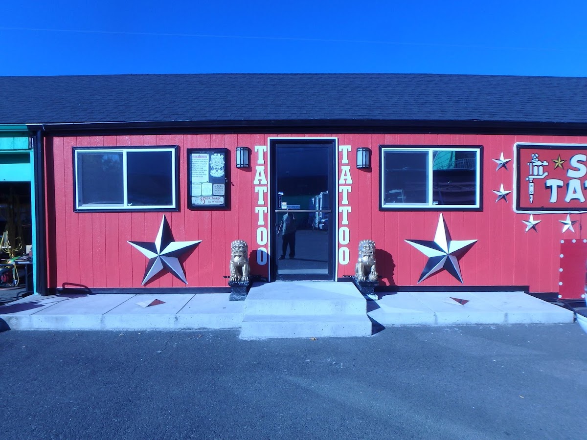 Star Tattoo tattoo parlor in Lake Oswego, OR