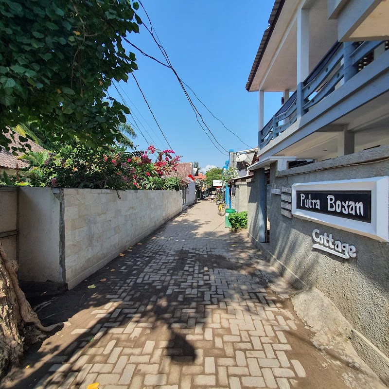 Putra Boyan Cottages