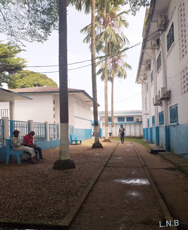 Laquintinie Hospital - Photo 1