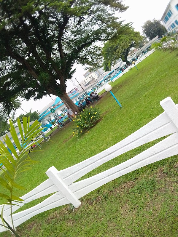 Laquintinie Hospital - Photo 5