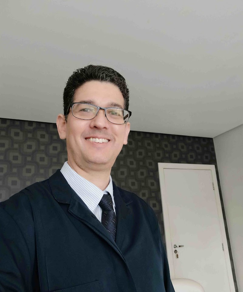 Dr. Fabio Vieira - ODONTOCLIVE ODONTOLOGIA ESTÉTICA SALVADOR - foto 3