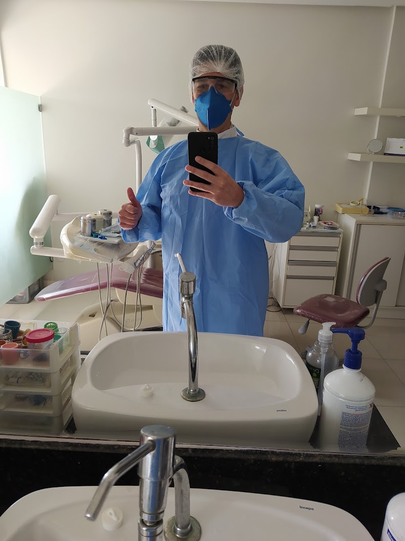 Dr. Fabio Vieira - ODONTOCLIVE ODONTOLOGIA ESTÉTICA SALVADOR - foto 2