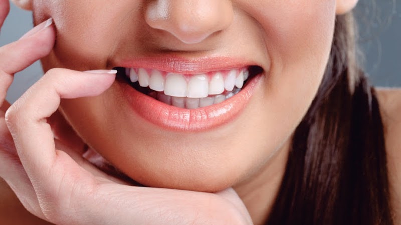 Dr. Fabio Vieira - ODONTOCLIVE ODONTOLOGIA ESTÉTICA SALVADOR