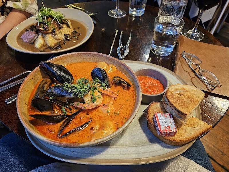 Delicatessen Kitchen & Bar photo 4