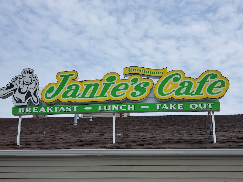 Janie's Uncommon Cafe photo 3